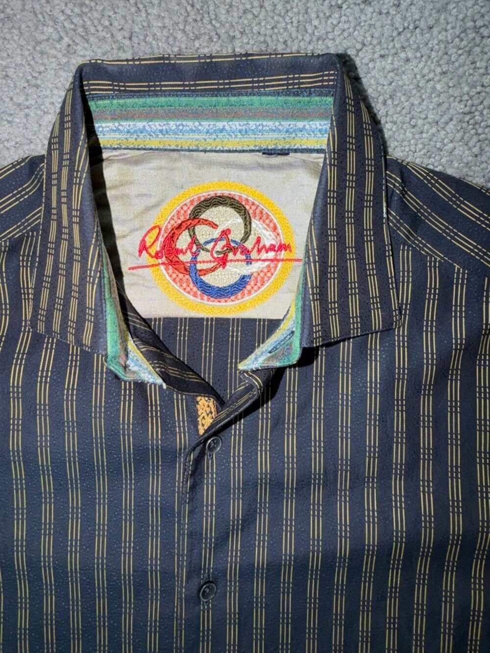 Lot of 3 Robert Graham Luxury Button-Down Shirts - Size Medium - Excellent Cond. - Picture 11 of 14